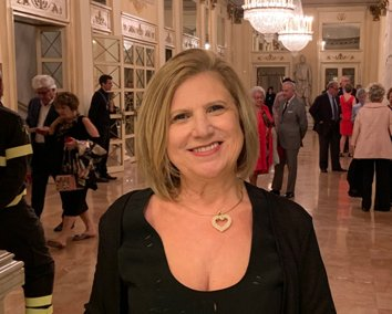 Ritratto della giornalista